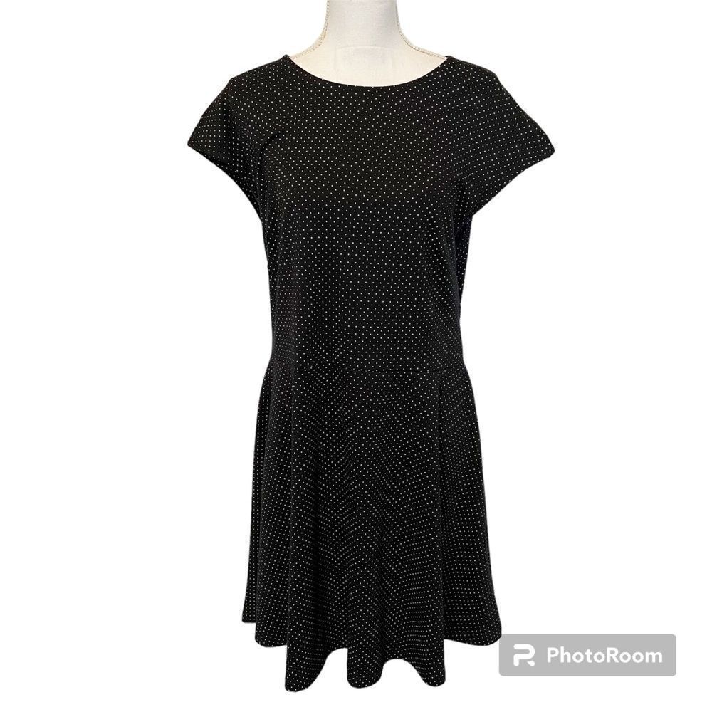 Gap Black and White Polka Dot Short Sleeve Open Back Dress Size 16